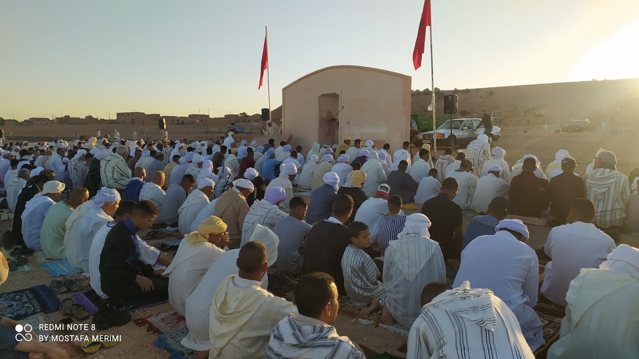 صلاة عيد الأضحى بمدينة عين بني مطهر