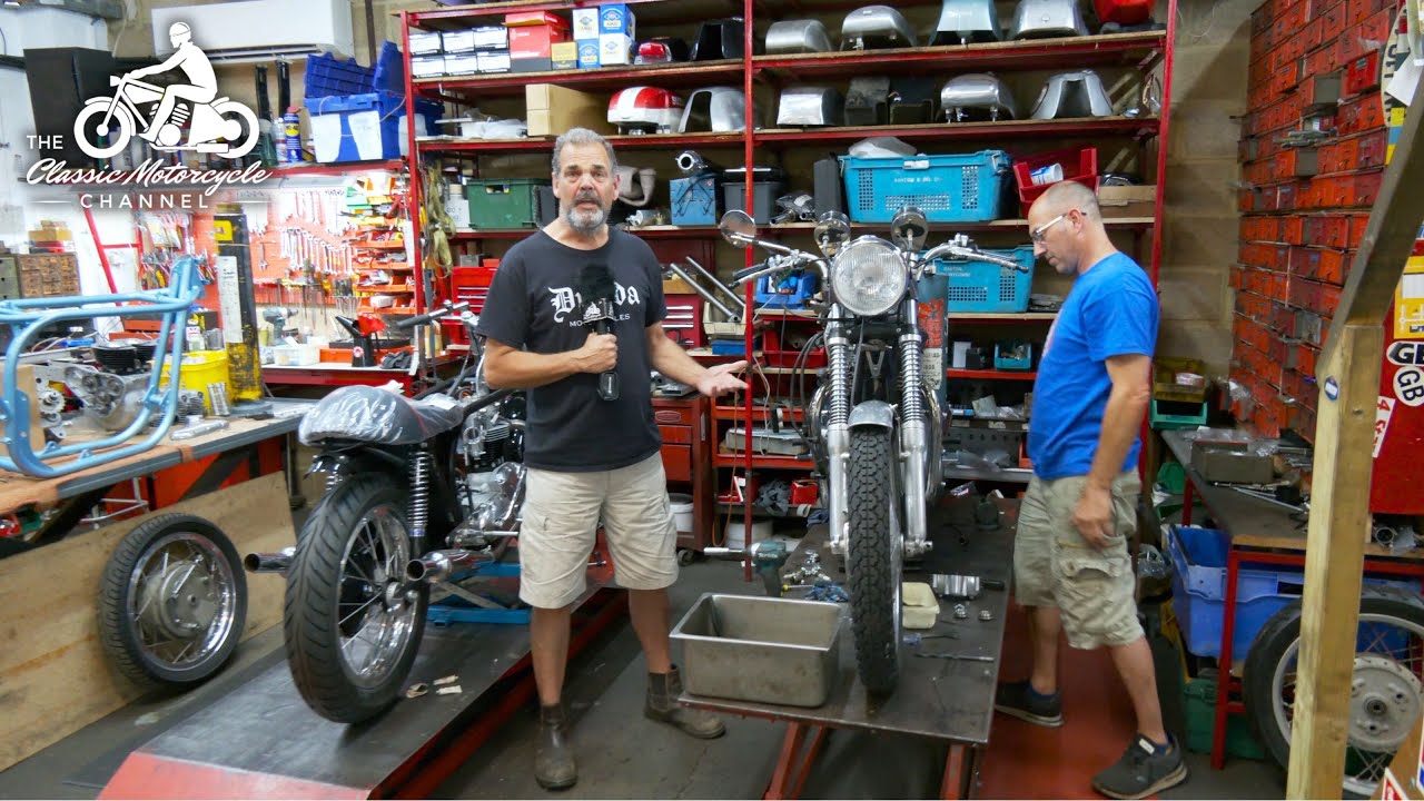 Dresda Motorcycles — дорожные и гоночные мотоциклы Triton, изготовленные на заказ, и многое друго...