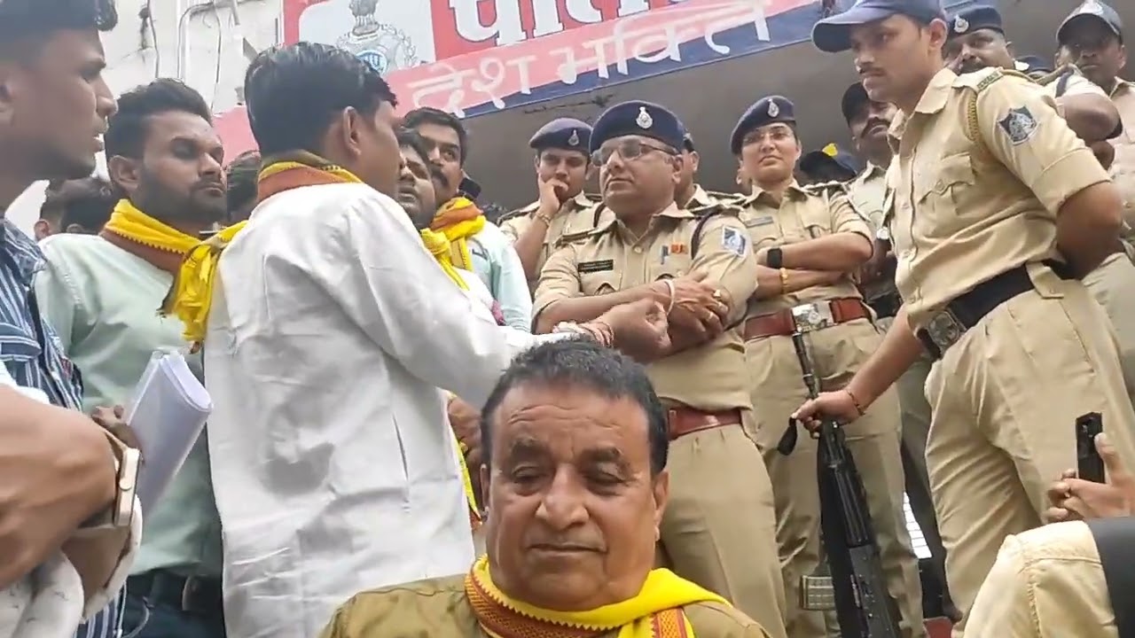 पाटी थाने का घेराव।। आदिवासी युवकों को  बोलने से नहीं रोख सकते हो #जयस।।