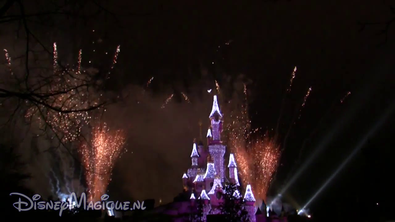 New Year's Eve Fireworks (2010/2011) (Disneyland Paris)