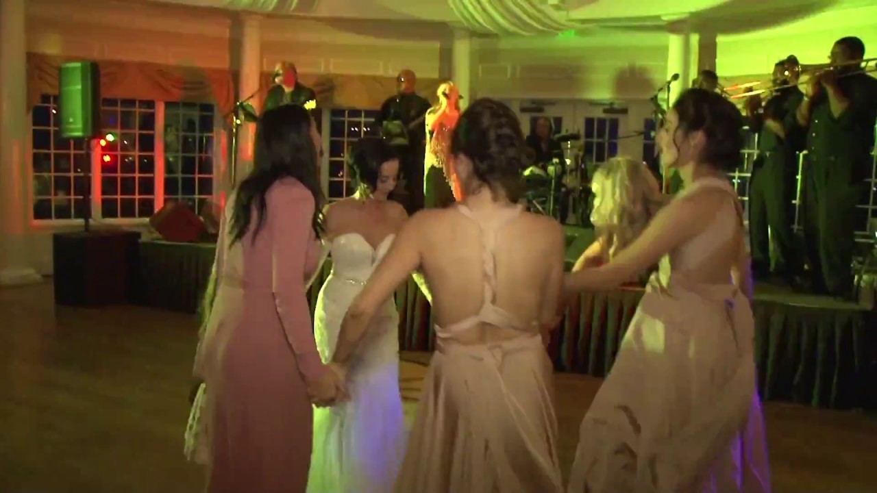 24K as covered by Side FX, a Daytona Beach-based Wedding/Event Band
