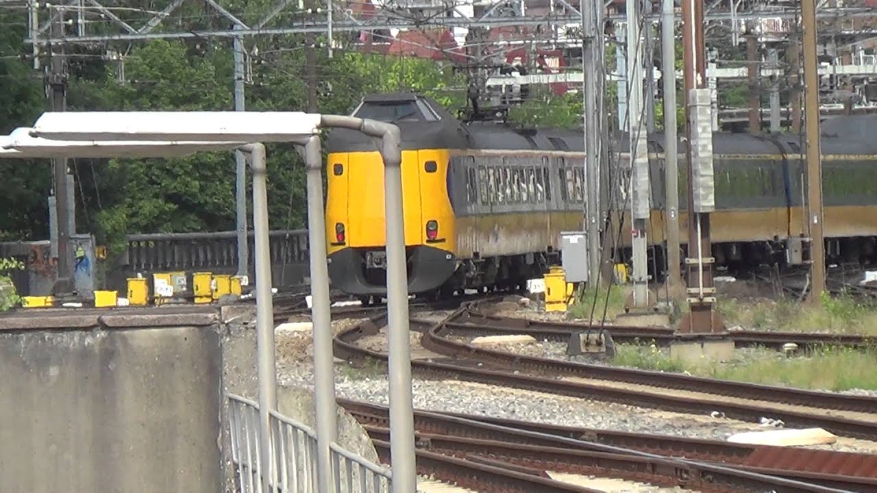 Intercity naar Venlo vertrek te Rotterdam Centraal