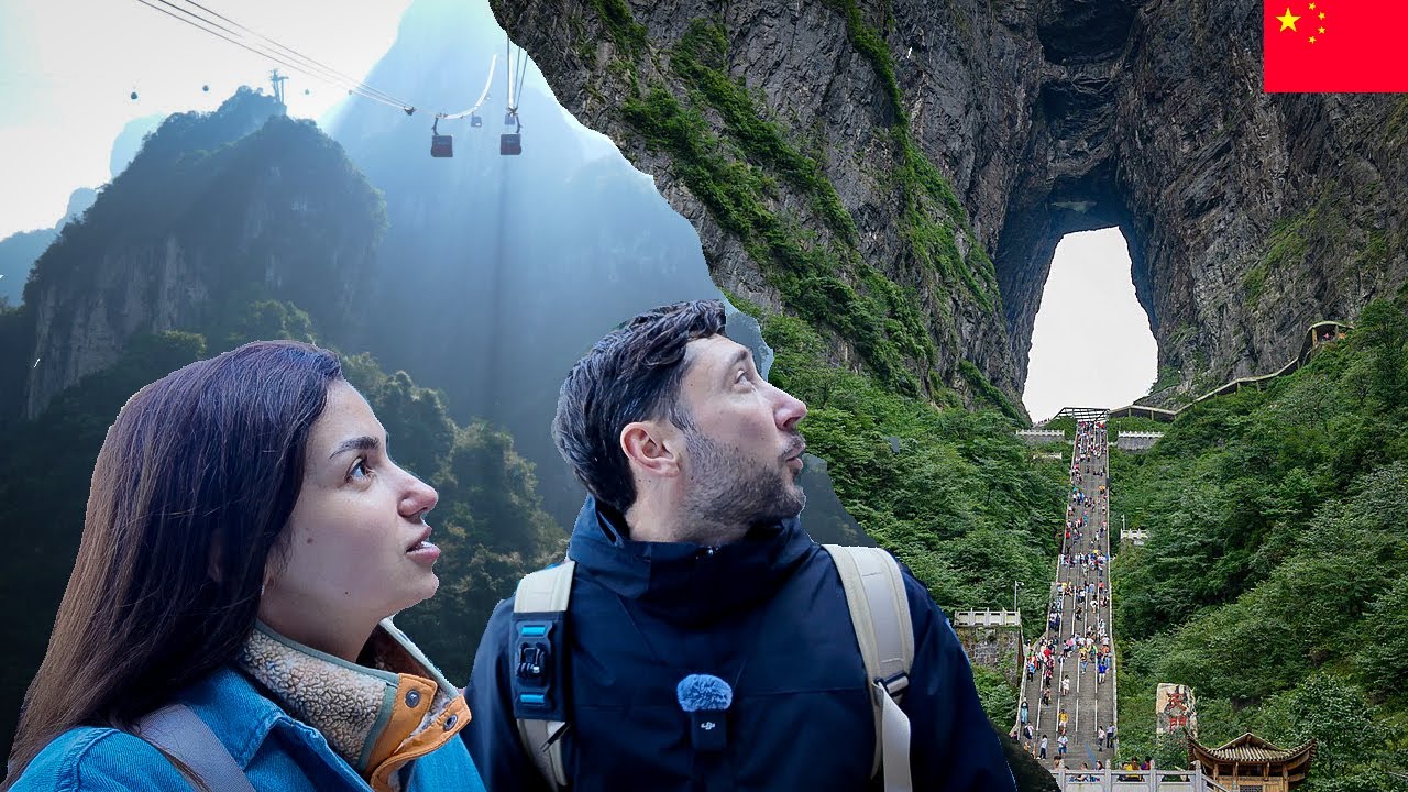 N-am crezut că locul acesta chiar există – Muntele Tianmen, unde cerul întâlnește pământul!