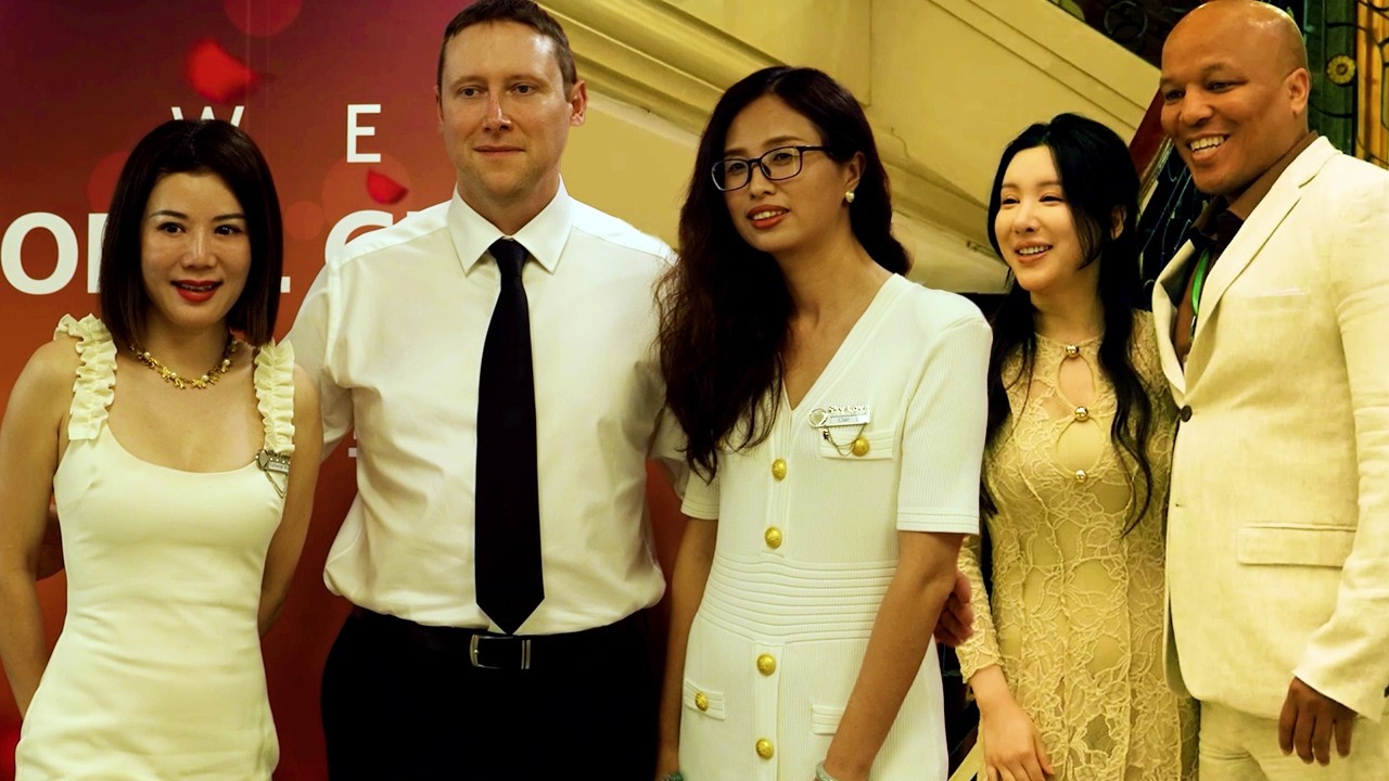 Why Aren’t You Dating a Chinese Woman?