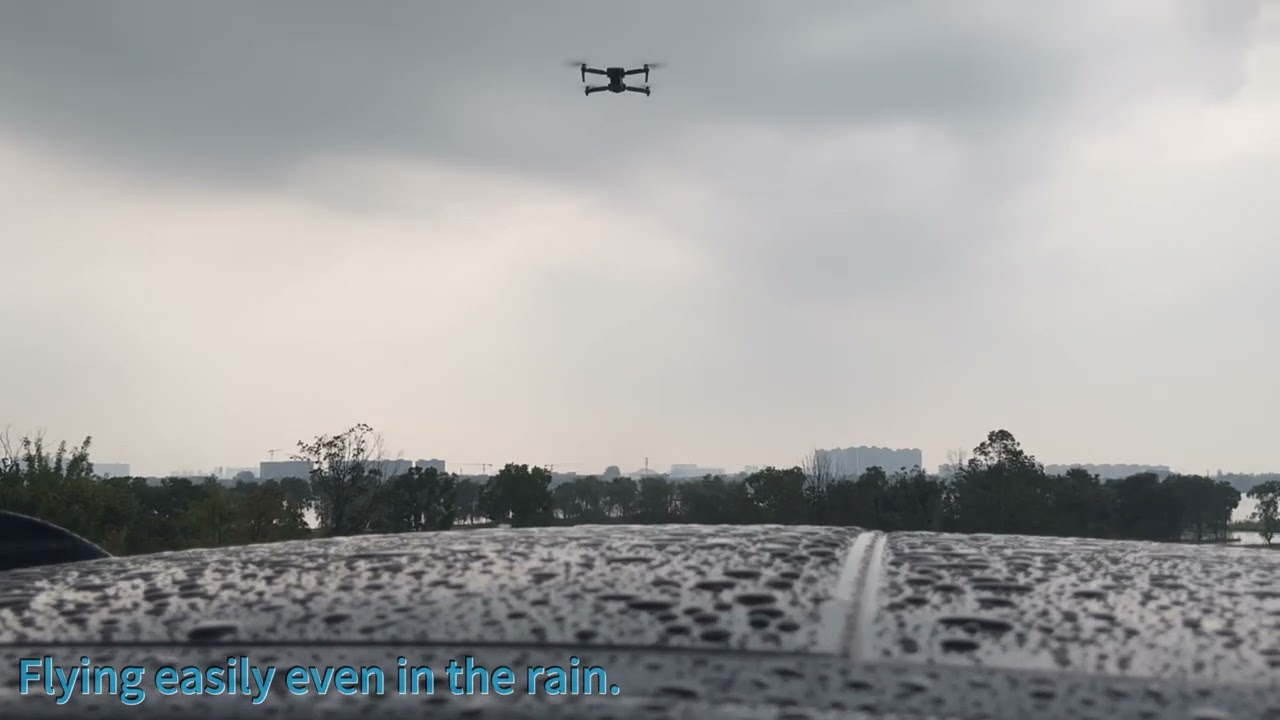 Flying easily even in the rain.#drone #flydrone 