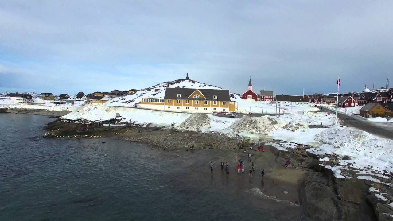 Nuuk / Godth&aring;b