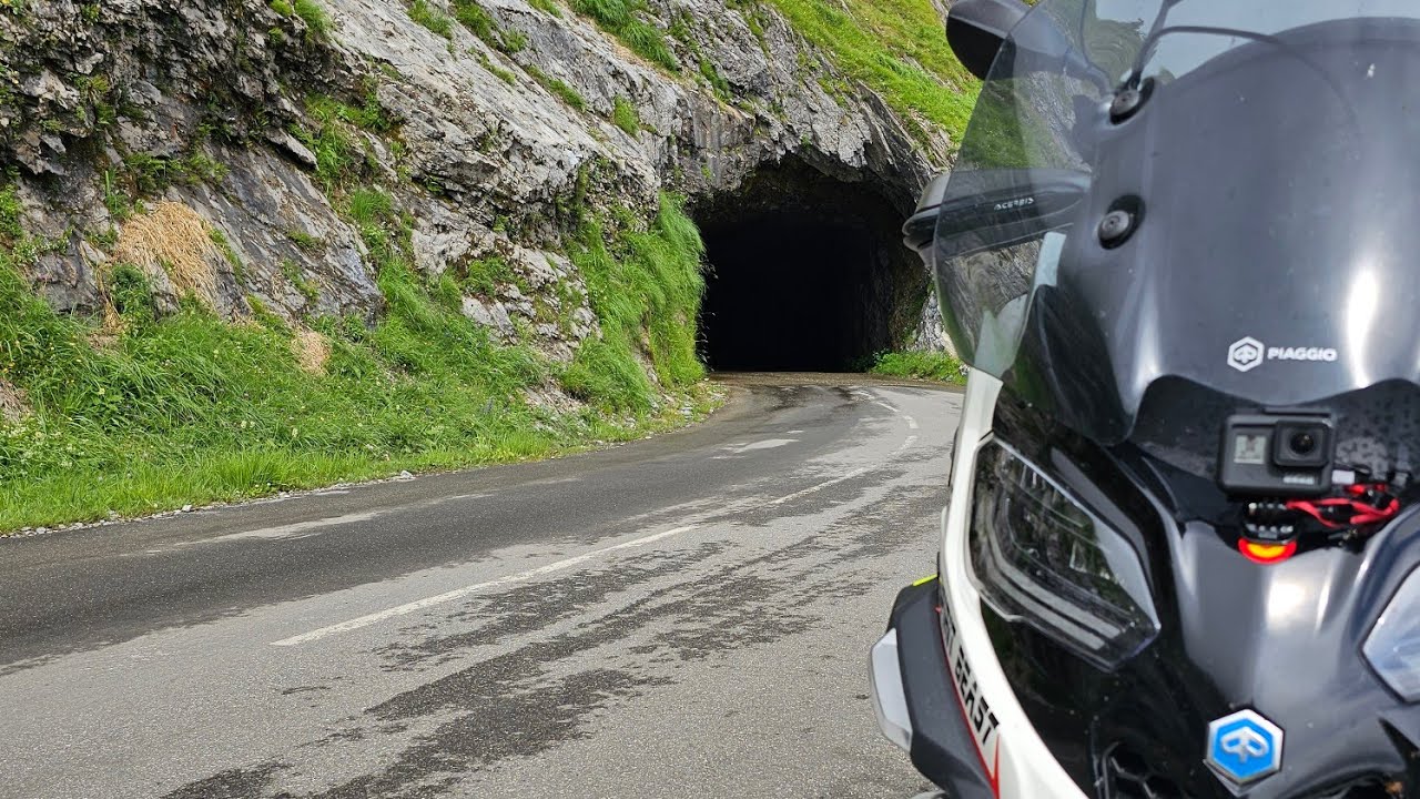 PIAGGIO MP3 400. RUTA TRANSPIRENAICA. DIA 9(PENÚLTIMO).DESDE VIELLA A MOLLÓ.