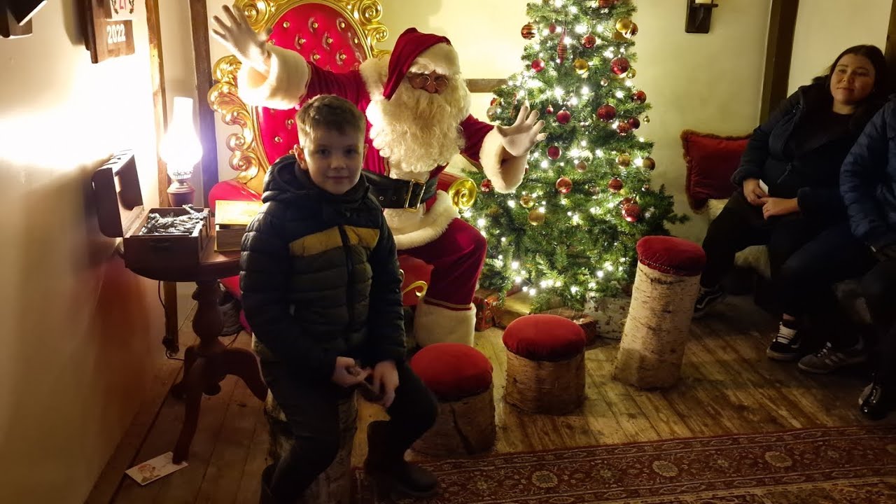 Visiting Santa 2022 Piglets York