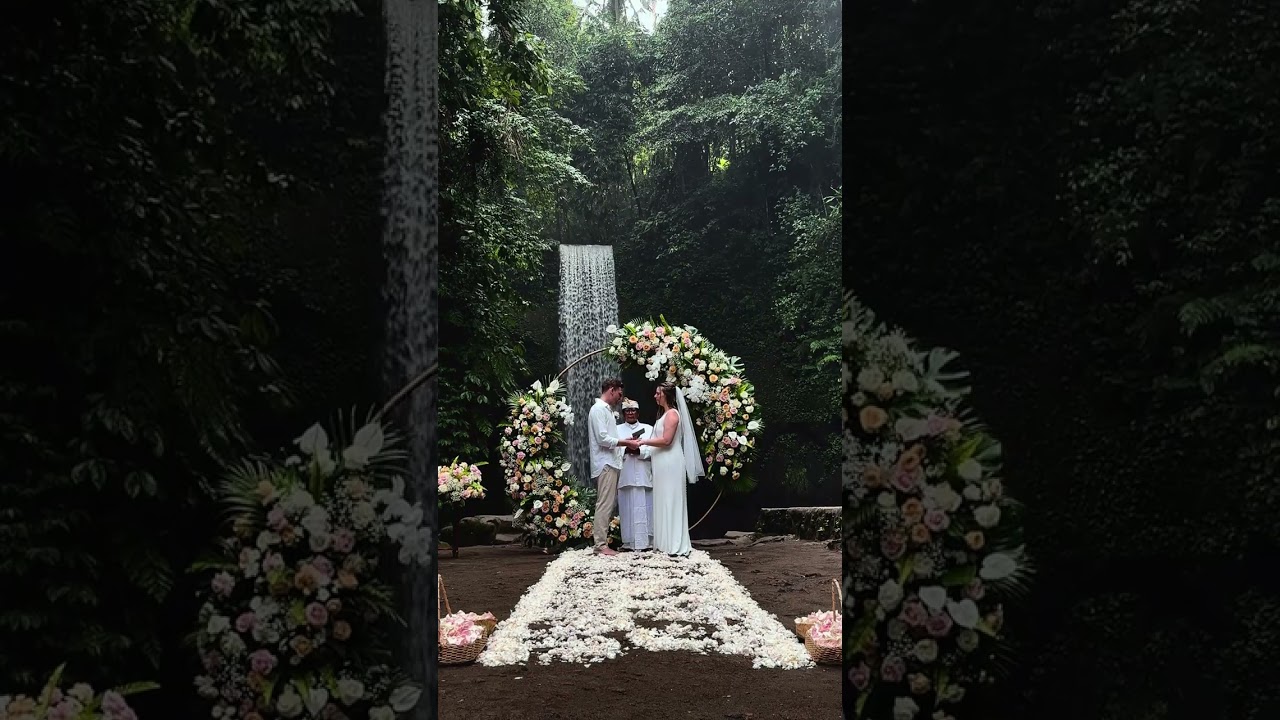 Bali waterfall elopement #wedding #baliwedding #baliweddingpackages #destinationwedding