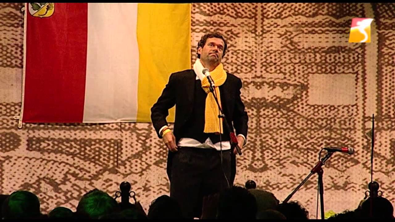 Huub & Joris met "Eéntje veur niks" tijdens het 56e Kwèkfestijn op Boschtion