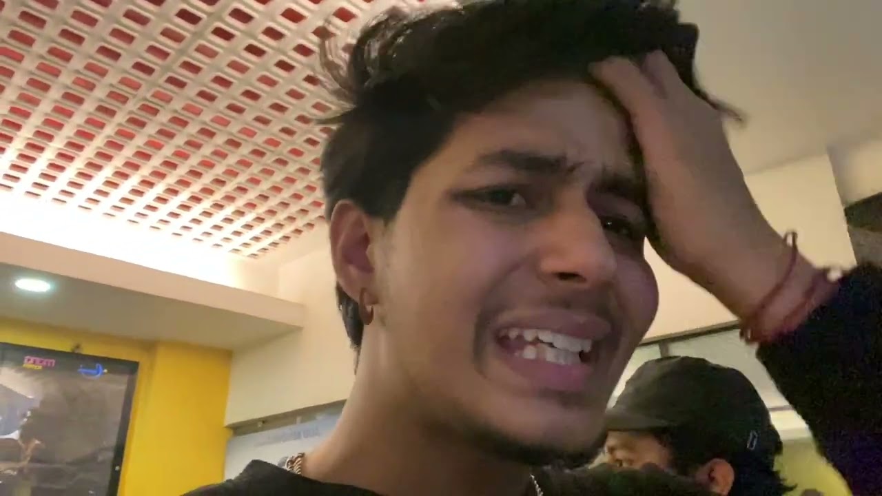 KGF Chapter 2 Hall￼ reaction 😱Vlog || Sahil jha