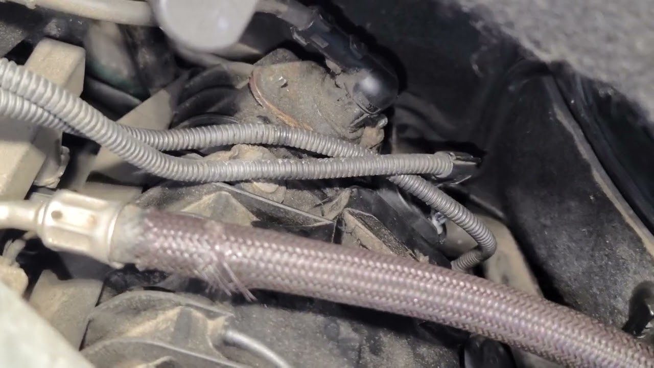 2007 BMW 750Li BMW E66, E65, X5, N62 - Crankshaft sensor location and Camshaft sensor location