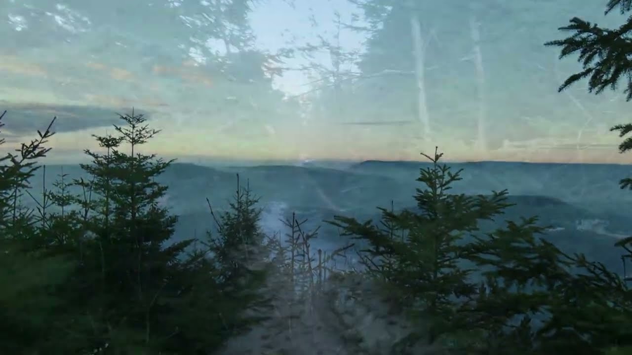 Le Climont et la tour Julius, au dessus d'Urbeis