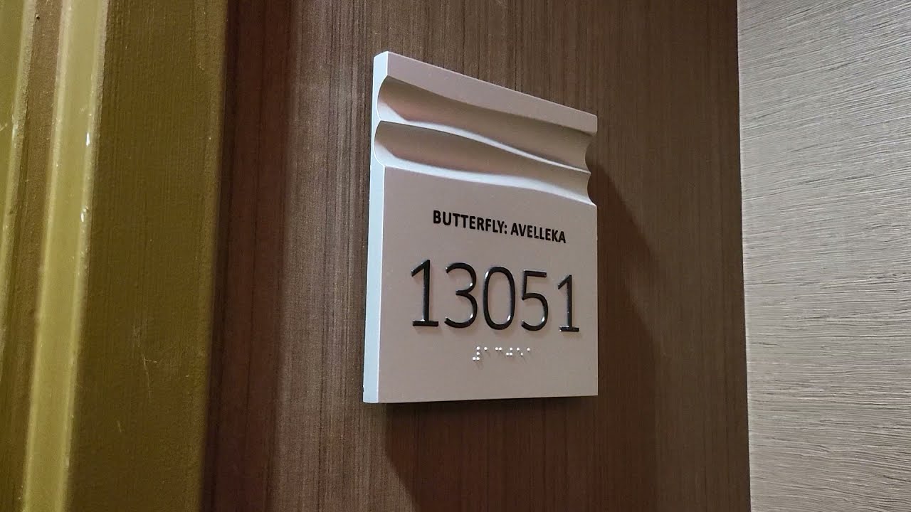 Harrah's Rincon San Diego,  California.  Corner suite 13051