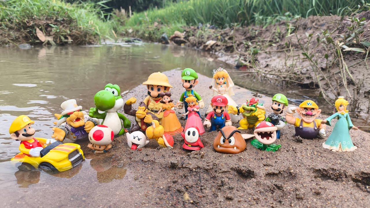 Super Mario bros: Princess peach|Mario|Luigi|Yoshi|Toad|Koopa troopa|goomba mario|Bowser|donkey kong