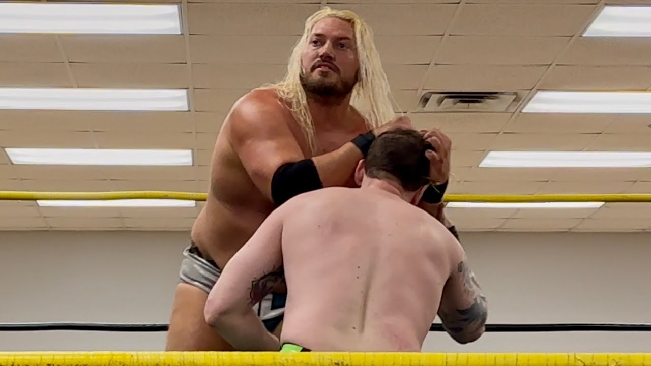 Jake Logan vs Asher Andrews