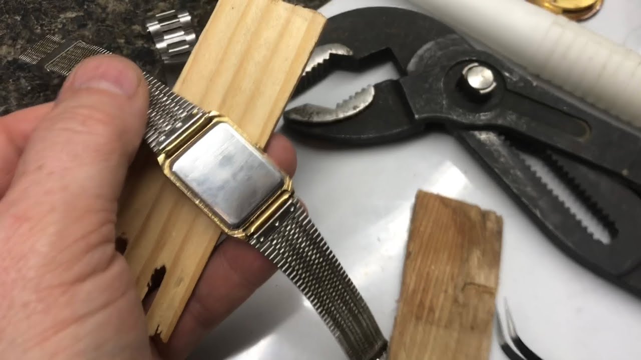 changing a watch battery WITHOUT &ldquo;special tools&rdquo;