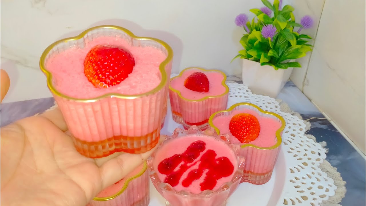 تحلية رمضانية بالفراولة سهلة وسريعة بعد الإفطار وبتجهز ف دقايق جربوها هتدمنوها 😋👌