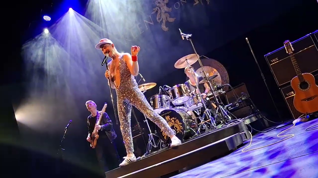 Keen on QUEEN - Under Pressure - #keenonqueen #underpressure #queentributeband #queen