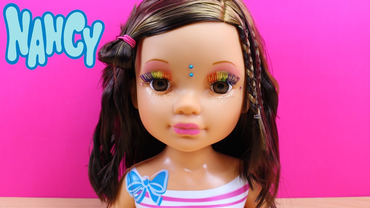 Nancy Escuela de Maquillaje y Peluquería | Muñeca Nancy para peinar y maquillar