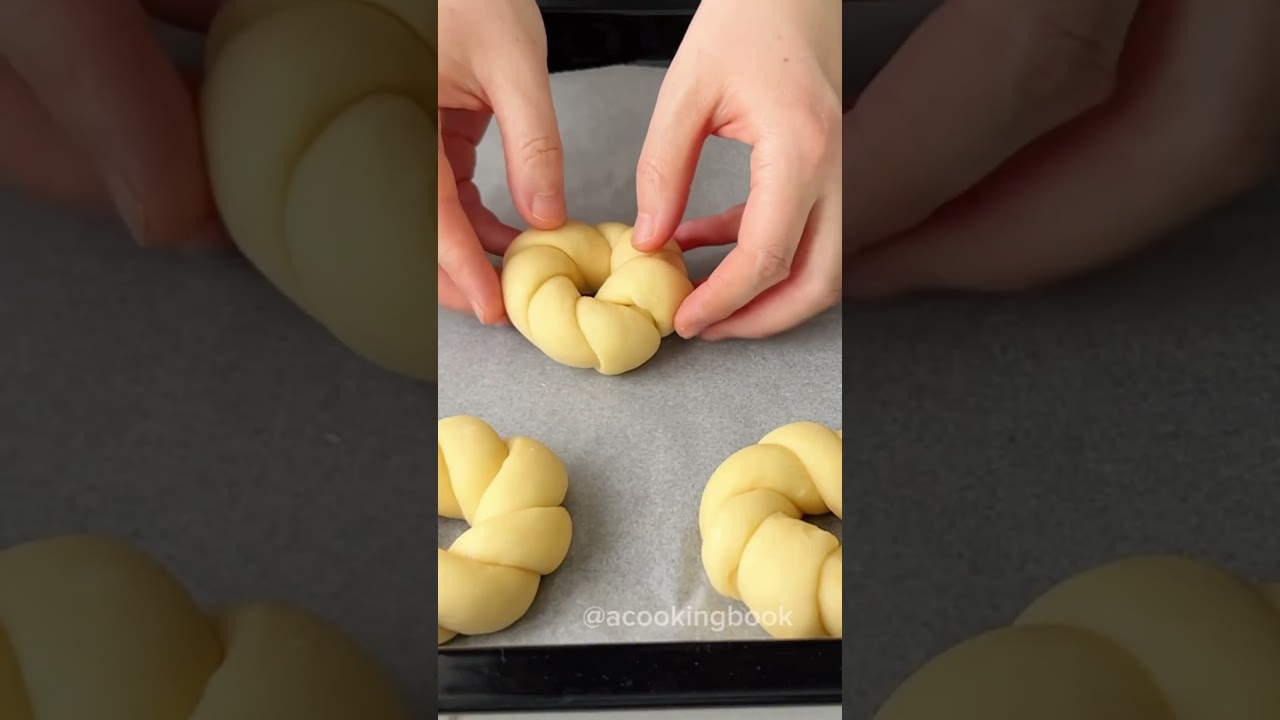 Bread Shaping by @ACOOKINGBOOK1