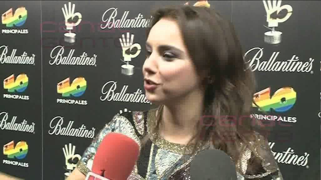 Chenoa canta a 