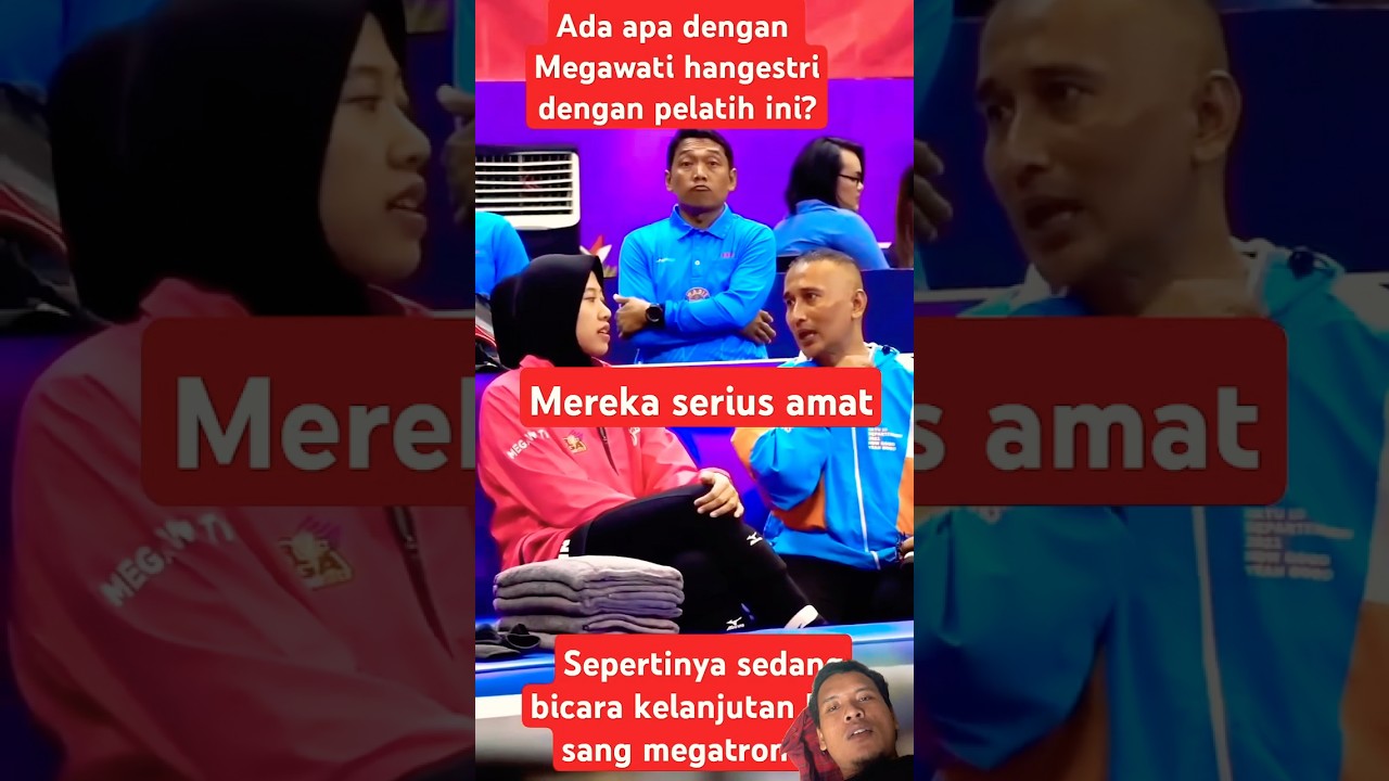 Megawati hangestri dan pelatih ini sedang ngobrolin apa ya? #megawatihangestri #volleyball #shorts