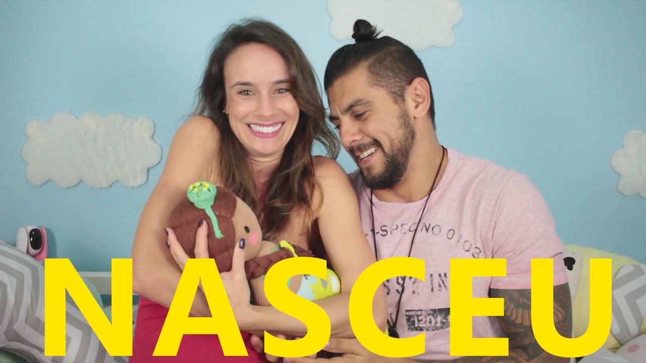NASCEU - Revelação do nome! - COM NAIUMI E ANDRÉ #trocandofigurinhas
