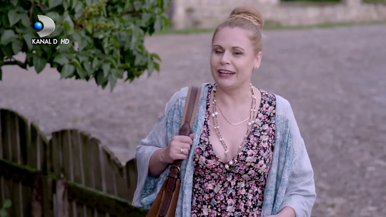 Moldovenii - Mama soacra isi face aparitia! Primarul le-a facut-o! Candidatii la parohie au...