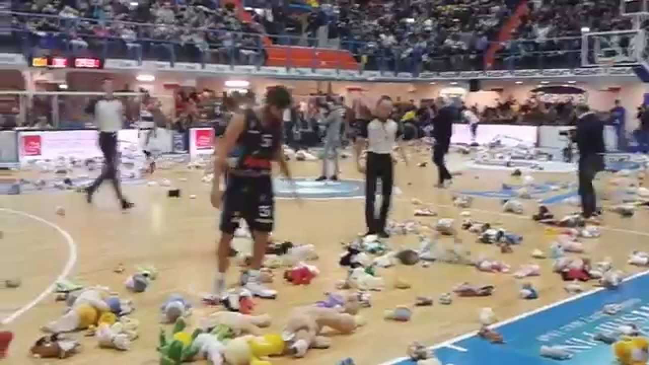 Basket e peluches