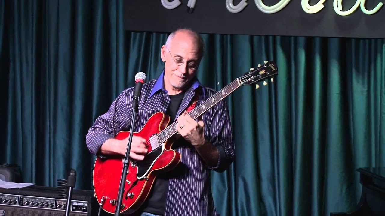 Larry Carlton w Les Paul's Trio at Iridium Jazz Club.m2t