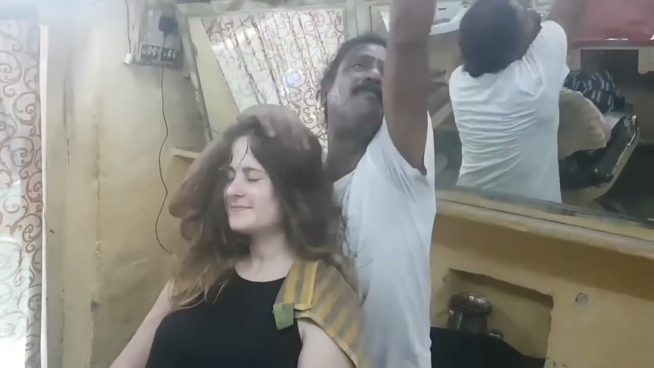 Baba Sen Cosmic Head Massage Indian Barber