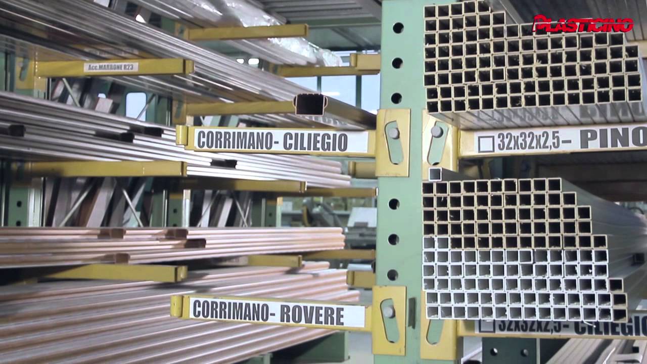 Plasticino - Sistemi per ringhiere e recinzioni in PVC e PVC/Alluminio