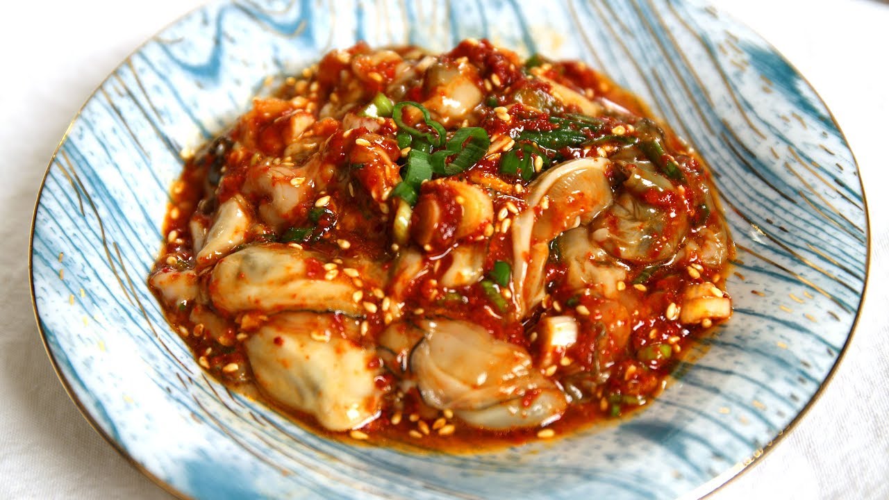 Приправленные устрицы по корейски (Gul-muchim: 굴무침).