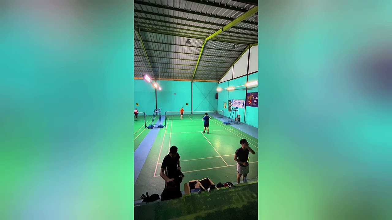 Main Badminton 3