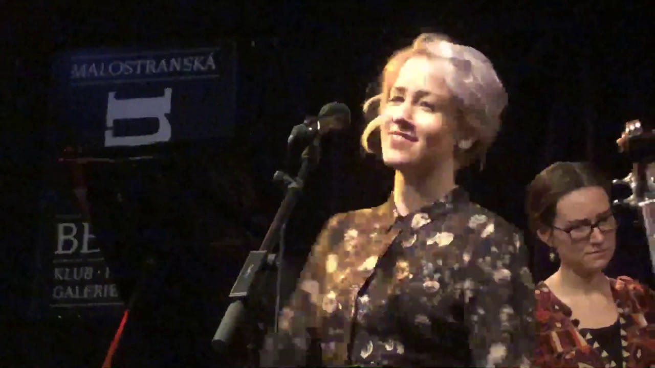 Barbora Šampalíková - Na hotelu v Olomouci