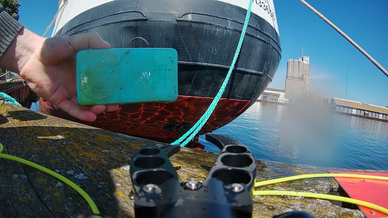 Found device in harbour - Underwater drone (Fifish V6s)
