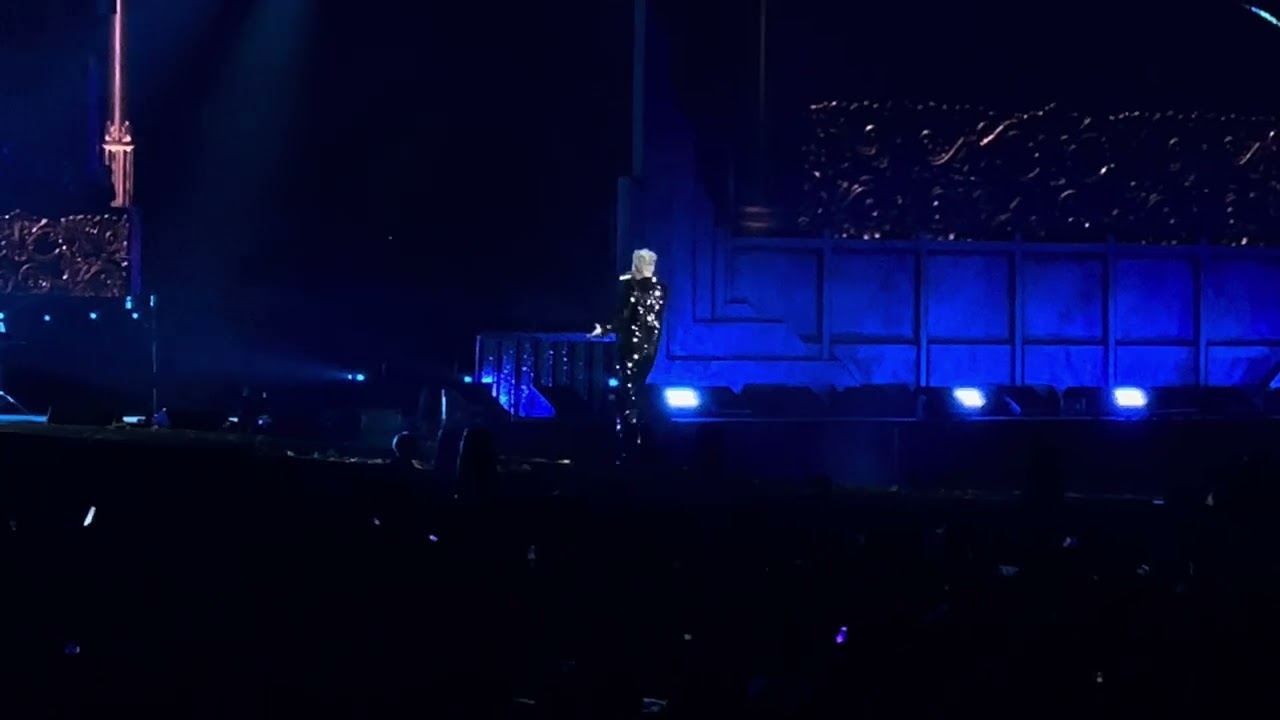 Don't Stop Me Now / Queen + Adam Lambert at Tokyo Dome , Japan , 2024-02-14
