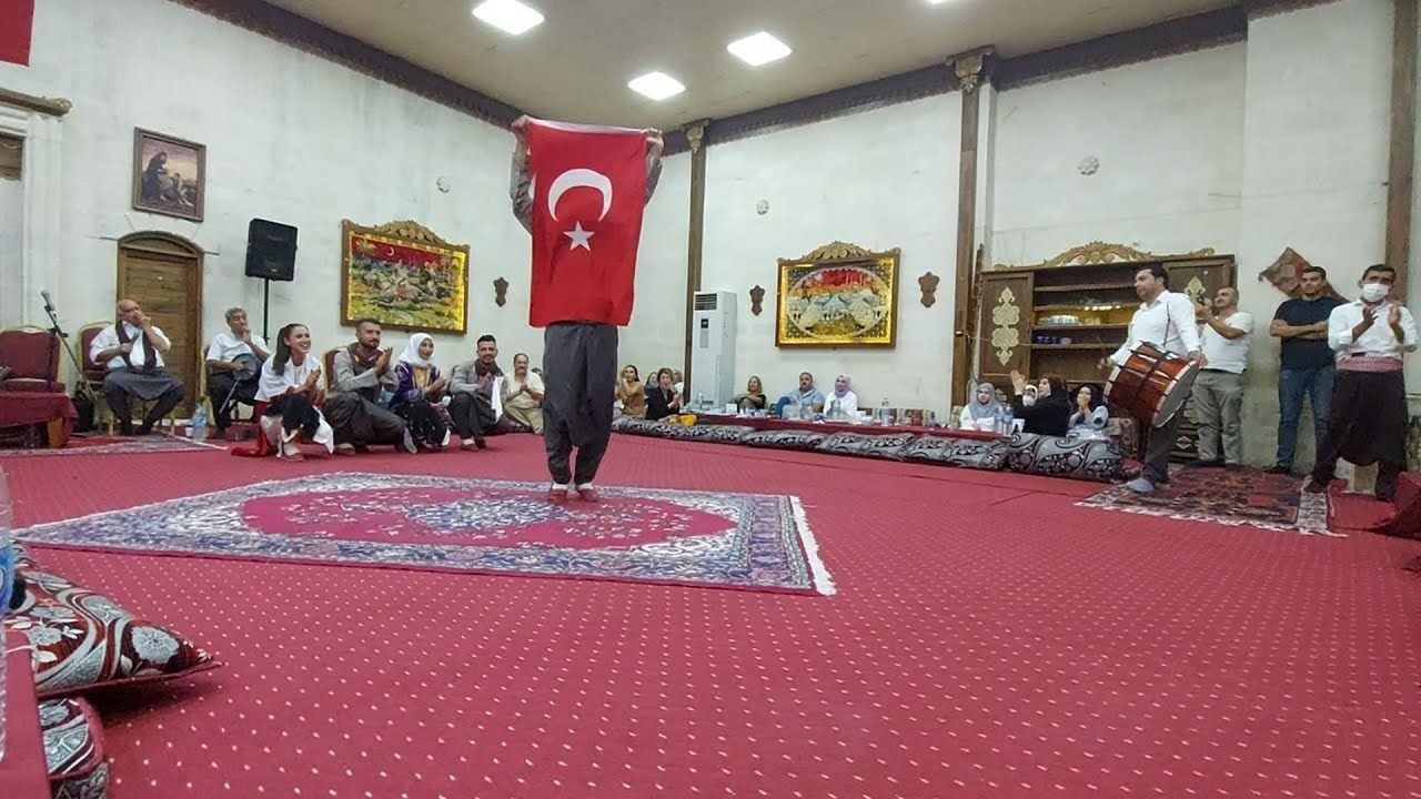 urfa sıra gecesi folklor ekibi
