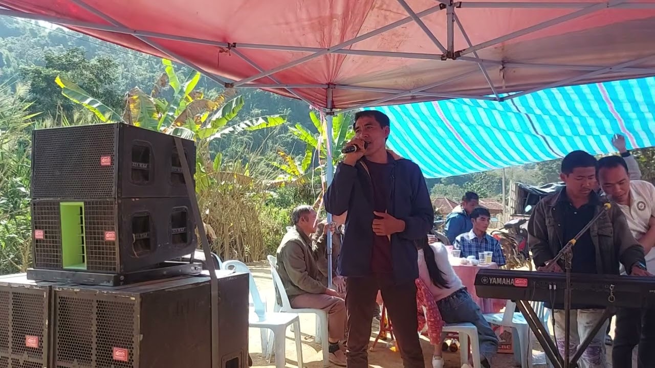 ເຕີມກຶມມຸ ໂດຍເພັດໄຊ ນັກຮ້ອງກຶມມຸ ຈາກວົງVK ເມືອງວຽງຄຳ
