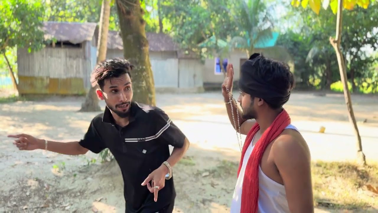 দিন দুপুরে ভূ*ত 😳। সেরা বিনোদন 🤣।