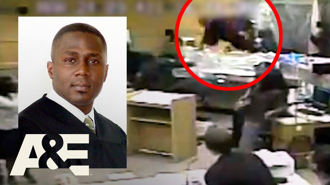 Court Cam: Heroic Judge Brings Down Violent Offender | A&E