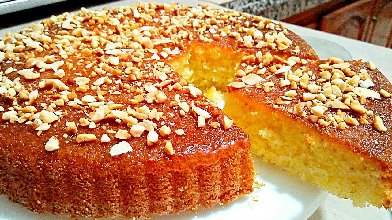 عندك ربعة سميدة وحامضة🍋حضري ارخص واسرع والذ بسبوسة فالعااالم 😋 تتوجد فالحين لعشاق الليمون الحامض🍋