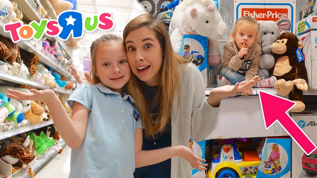 EXTREME HIDE and SEEK in TOYS R US!
