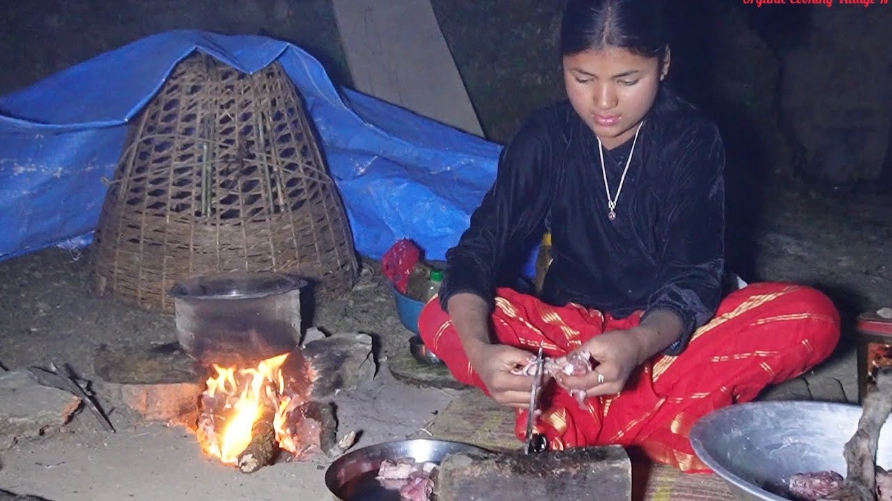 Traditional Nepali Village Cooking on Wood Fire | Gabhā, Rice, Mustard Greens & Mutton