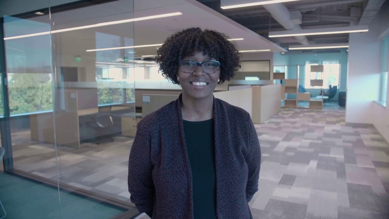 Meet Danielle Augustin-Glenn | Women of 10x Genomics
