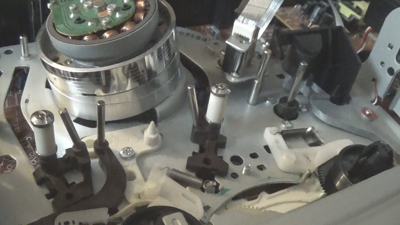 An Easy VCR Maintenance Tip