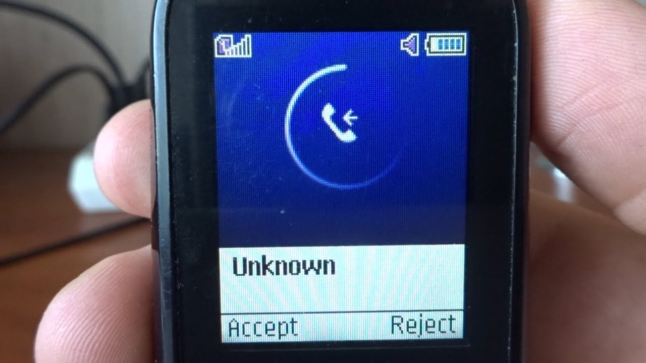 Samsung GT-E1225T incoming call via Fake call