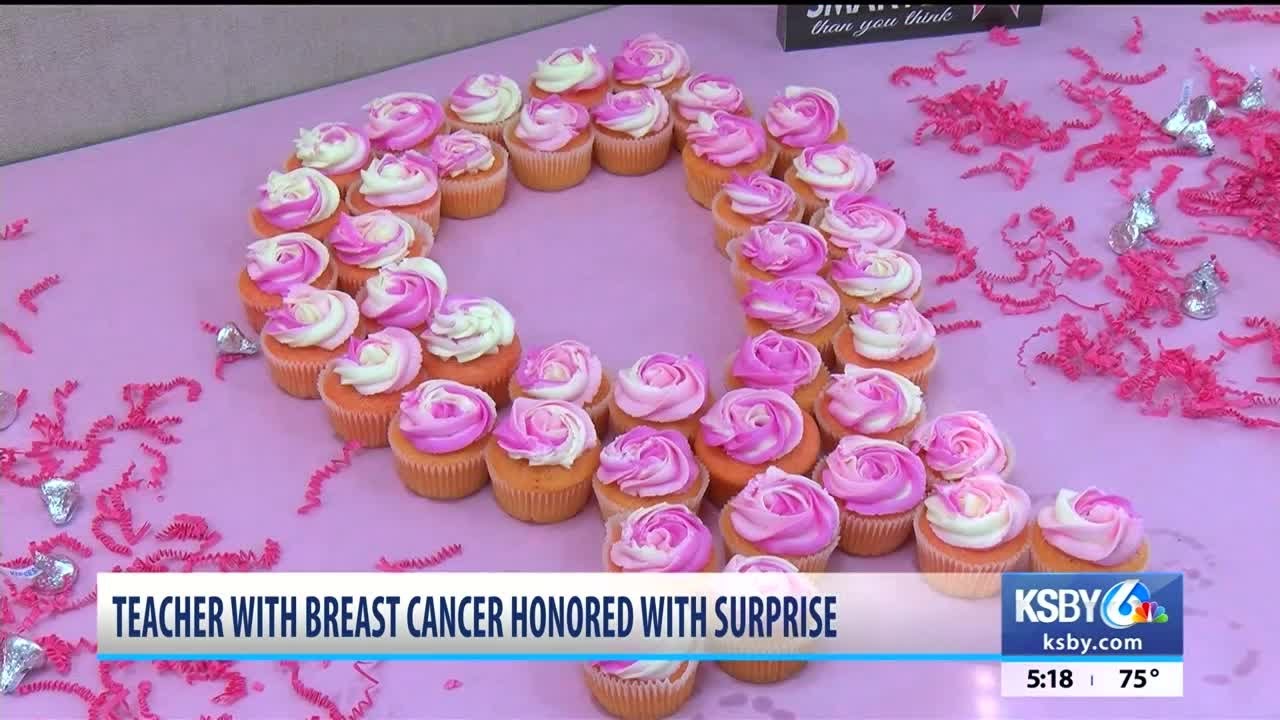 Students honor teacher with breast cancer on her last day of treatment