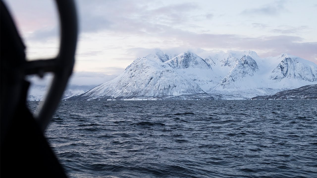 Sailing in the high latitude of Norway - Arctic Circle (4K)